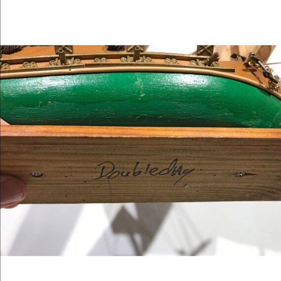 Vintage Christopher Columbus Santa Maria 1492 Scaled Model Ship - Picture 7 of 9